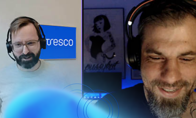 SEOPRESSO Podcas - Zwei Männer unterhalten sich über ein Headset